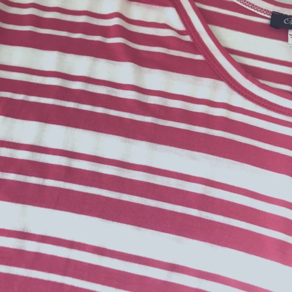 Only Nine Striped High Low Top Size Medium NWT - Picture 3 of 7